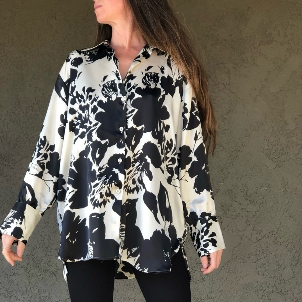 Zara Floral Print Button Down Silk Shirt in Ecru / Black Size M - Picture 3 of 16